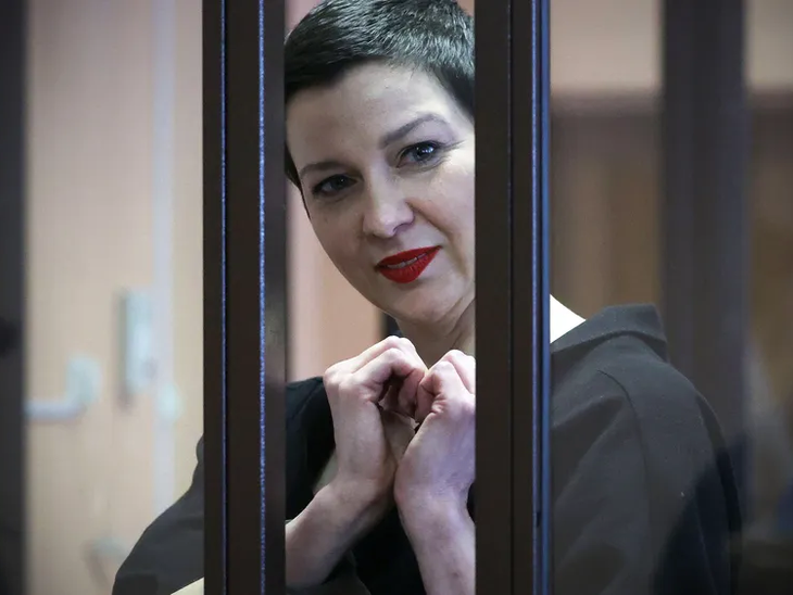 Maria Kolesnikowa war eine der Anführerinnen der belarussischen Protestbewegung gegen Machthaber Alexander Lukaschenko 2o20. Im September 2021 wurde sie zu elf Jahren Haft verurteilt. (Quelle: Zeit online) | © Ramil Nasibulin/BELTA/AFP/Getty Images Maria Kolesnikowa war eine der Anführerinnen der belarussischen Protestbewegung gegen Machthaber Alexander Lukaschenko 2o20. Im September 2021 wurde sie zu elf Jahren Haft verurteilt. (Quelle: Zeit online) | © Ramil Nasibulin/BELTA/AFP/Getty Images